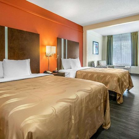 Quality Inn & Suites Jacksonville-Baymeadows Exteriör bild