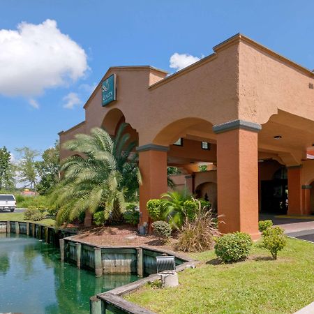 Quality Inn & Suites Jacksonville-Baymeadows Exteriör bild